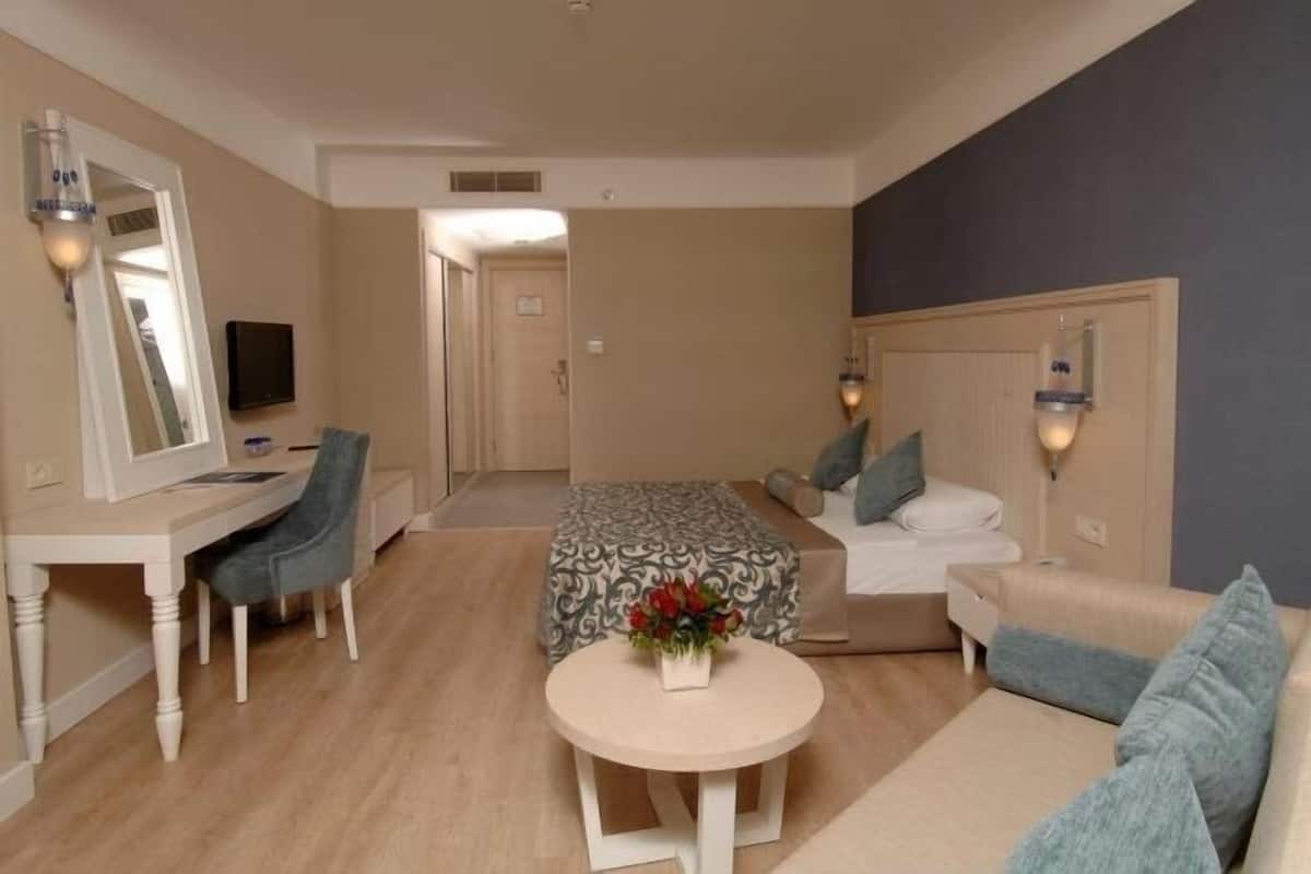 Premium bedding, free minibar, free cribs/infant beds, WiFi