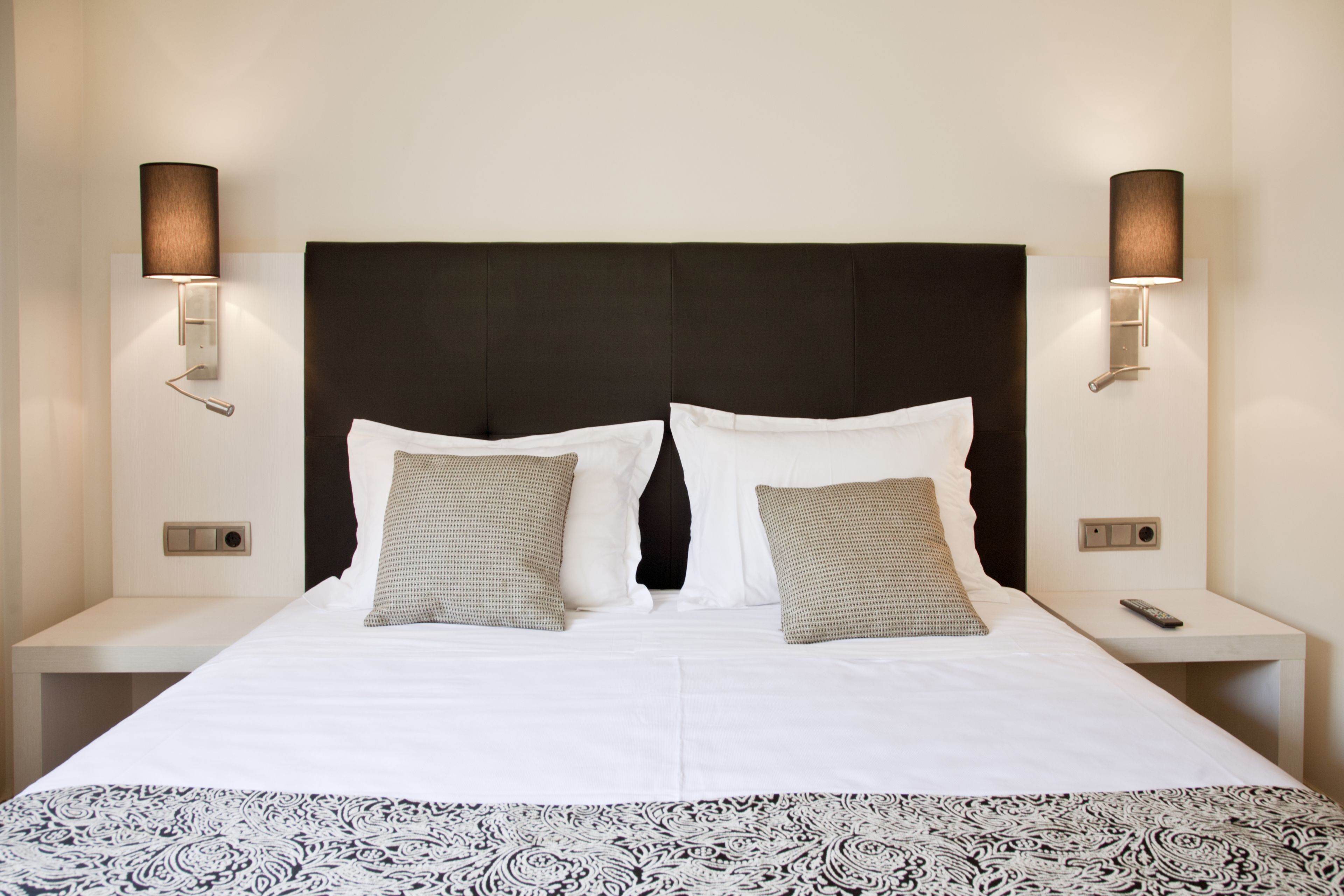 duplex apartment, 2 bedrooms, patio | in-room safe, blackout curtains, soundproofing, iron/ironing board