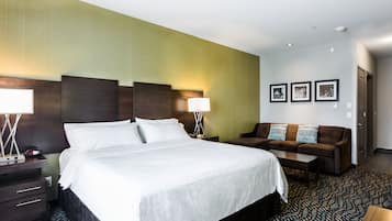 Chambre Standard, 1 trÚs grand lit et 1 canapé-lit | Literie de qualité supérieure, couette en duvet d'oie, surmatelas