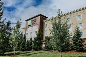 Exterior - Holiday Inn Express & Suites Spruce Grove - Stony Plain by IHG (Spruce Grove)