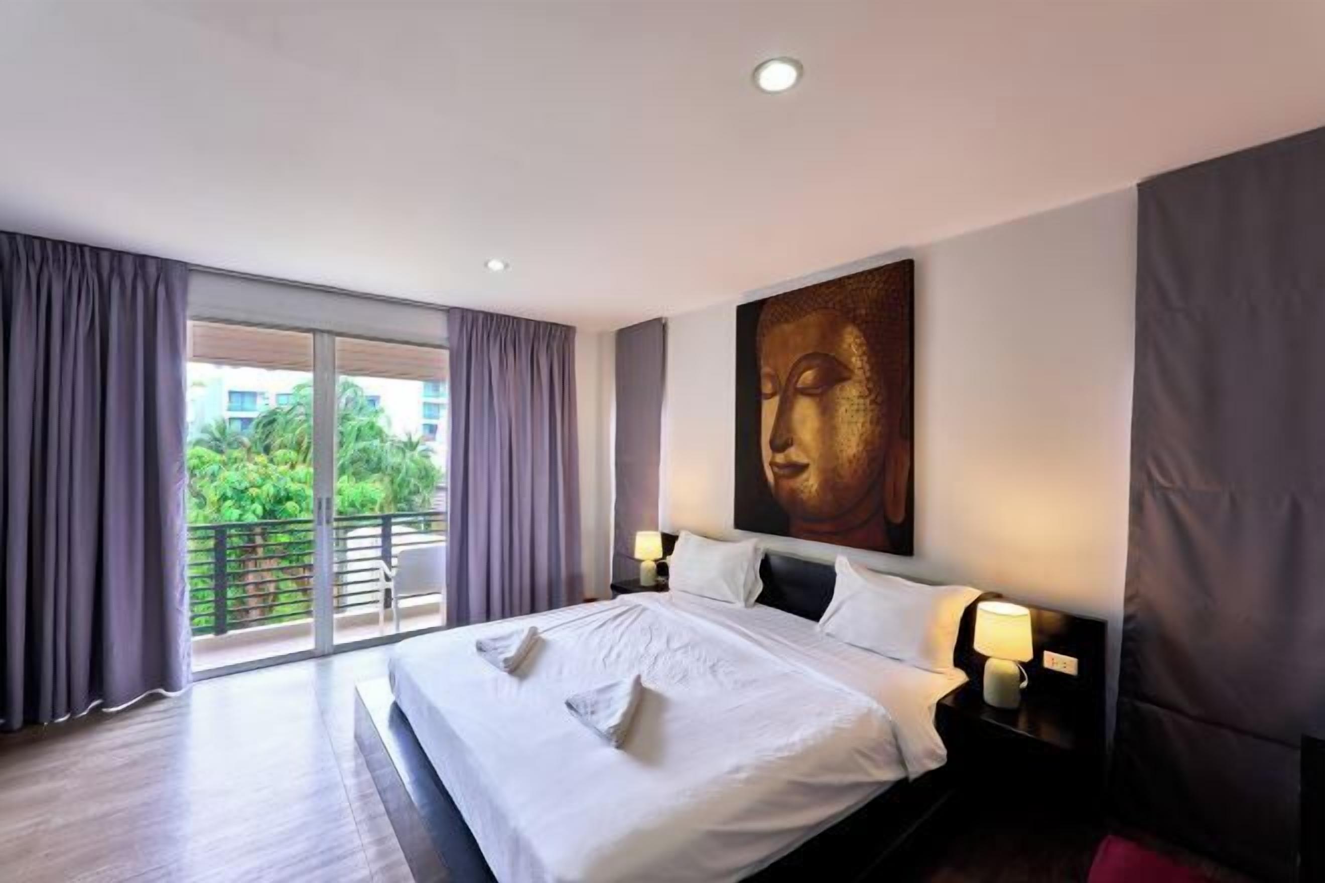 In-room safe, blackout drapes, free WiFi, bed sheets