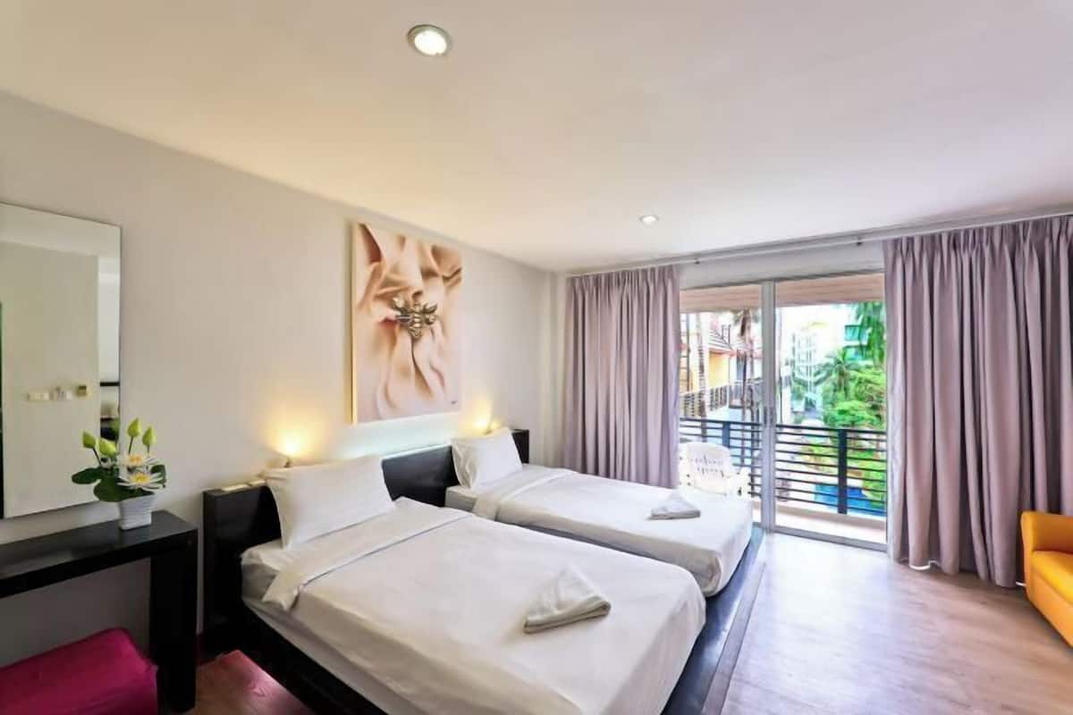 1 bedroom, in-room safe, blackout curtains, free WiFi