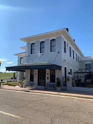 Exterior - Hotel 27  (Greenville)