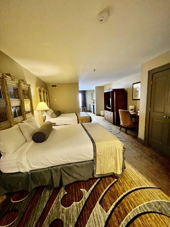 Suite Grand | Cortinas blackout, tabla de planchar con plancha y wifi gratis 