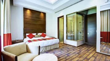 Luxury Room | Premium bedding, in-room safe, iron/ironing board, free WiFi