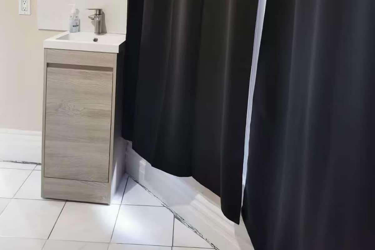 Double Private, 1 Double Bed, Private Bathroom | WiFi (無料)