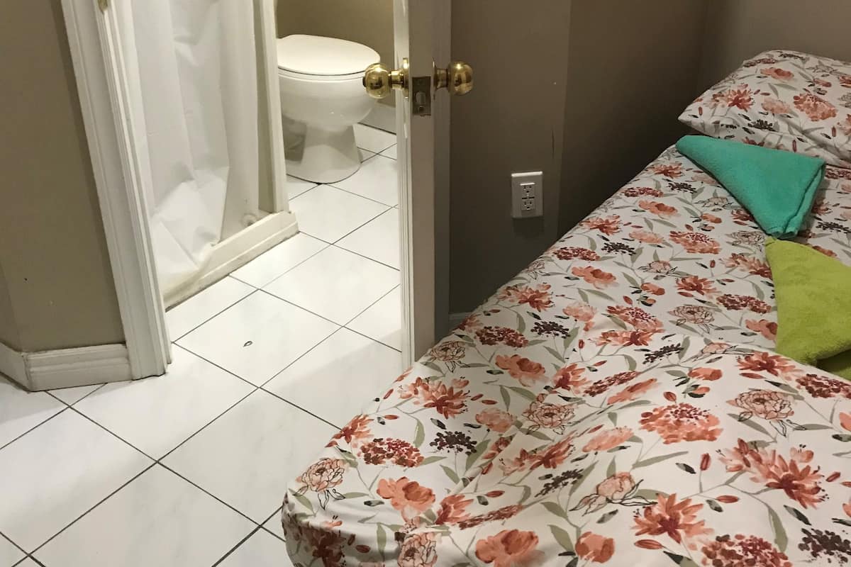 Double Private, 1 Double Bed, Private Bathroom | Free WiFi