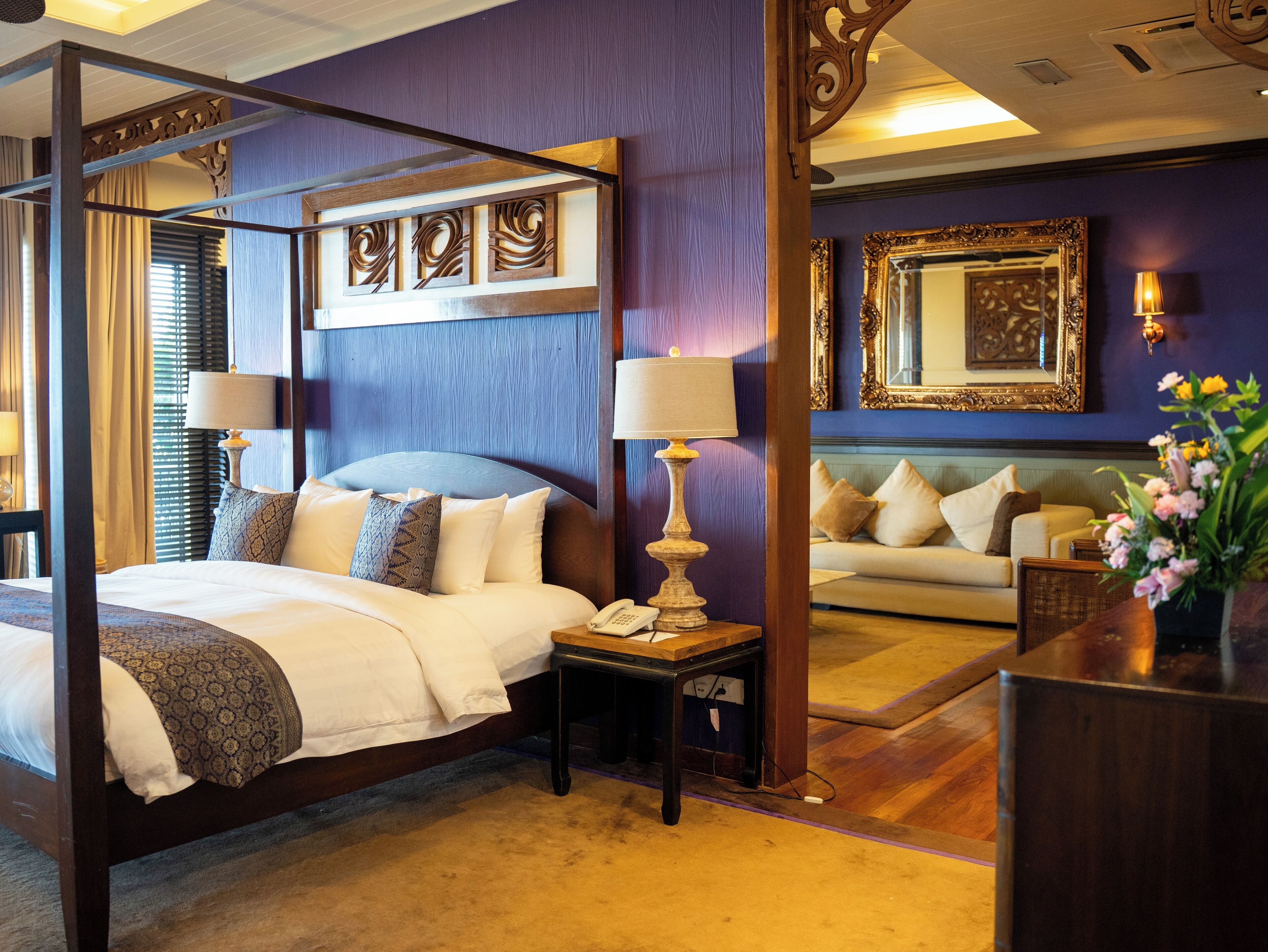 Seroja Suite | In-room safe, desk, blackout drapes, soundproofing