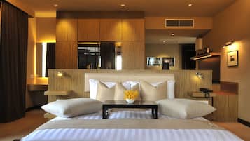Premier Suite | 1 bilik tidur, peti besi dalam bilik, meja, langsir/tirai gelap terus