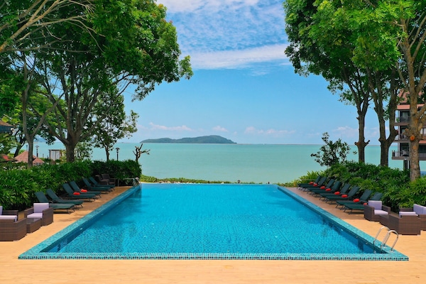 Outdoor pool, sun loungers