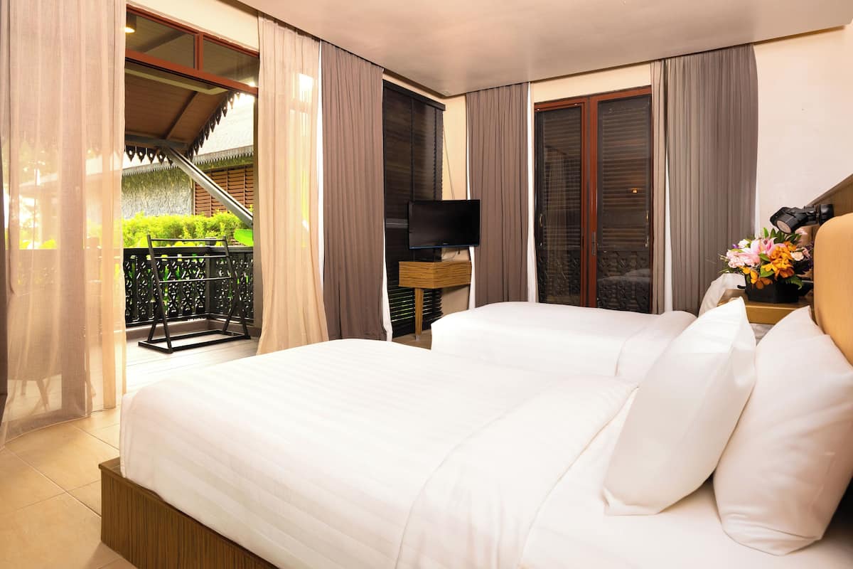 1 bedroom, in-room safe, desk, blackout curtains