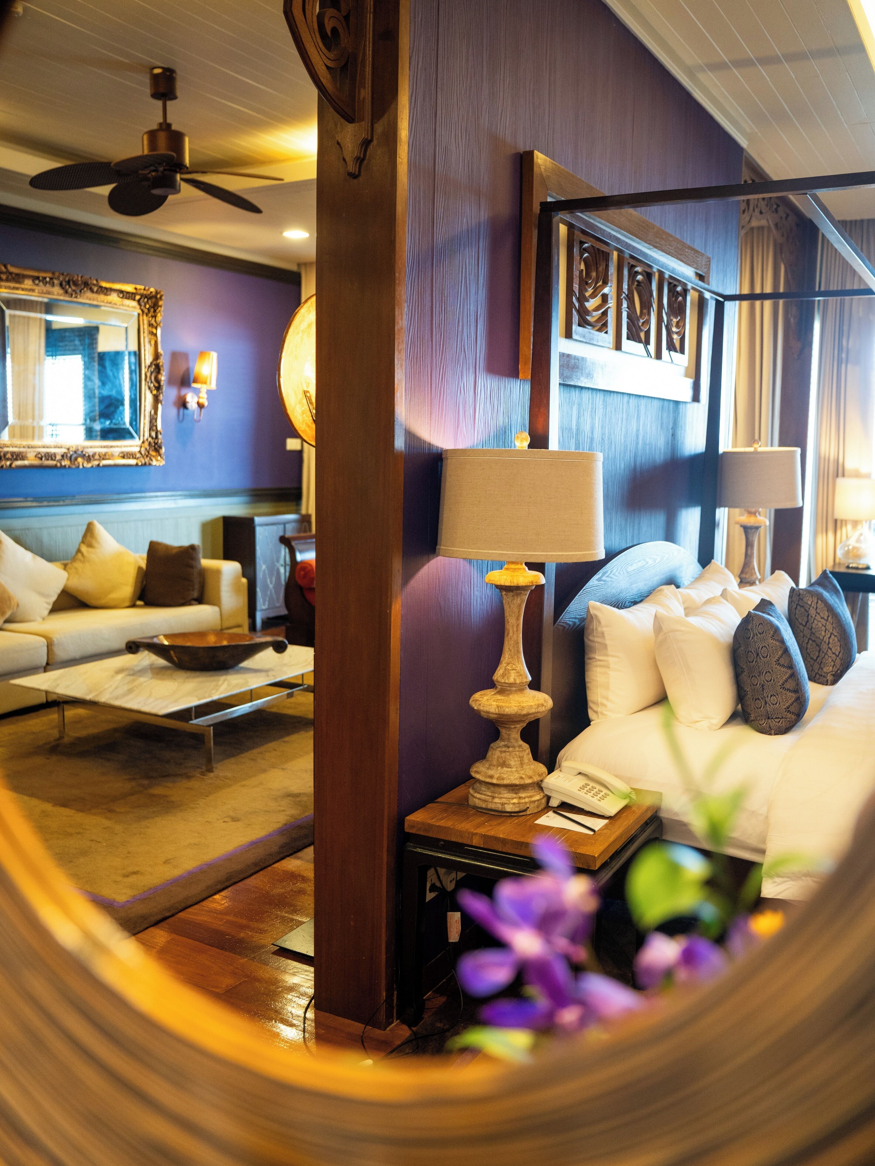 Phòng Suite | Khu phòng khách | TV LED 32-inch có truyền hình vệ tinh, TV 