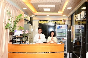Reception - Hotel Grand United Chinatown (Yangon)