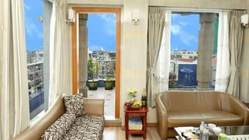Suite, 1 Katil Kelamin (Double) (Penthouse Suite with Double Bed) | Pemandangan dari bilik