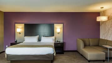 Standard Room, 1 King Bed with Sofa bed | Desk, blackout drapes, iron/ironing board, free cribs/infant beds