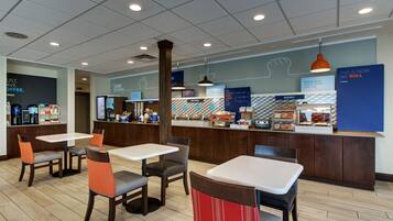 Free daily continental breakfast