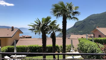 Classic Apartment, 2 Bedrooms, Partial Lake View | Lake view