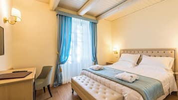 Double or Twin Room | Premium bedding, down comforters, pillowtop beds, minibar