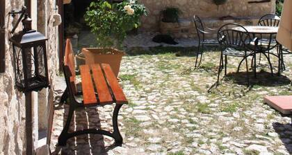 La Casa su Le Dimore del Borgo