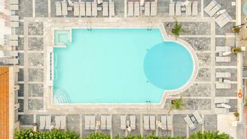 Seasonal outdoor pool
