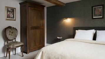 Superior Double or Twin Room, City View | In-room safe, iron/ironing board (on request), cribs (surcharge)