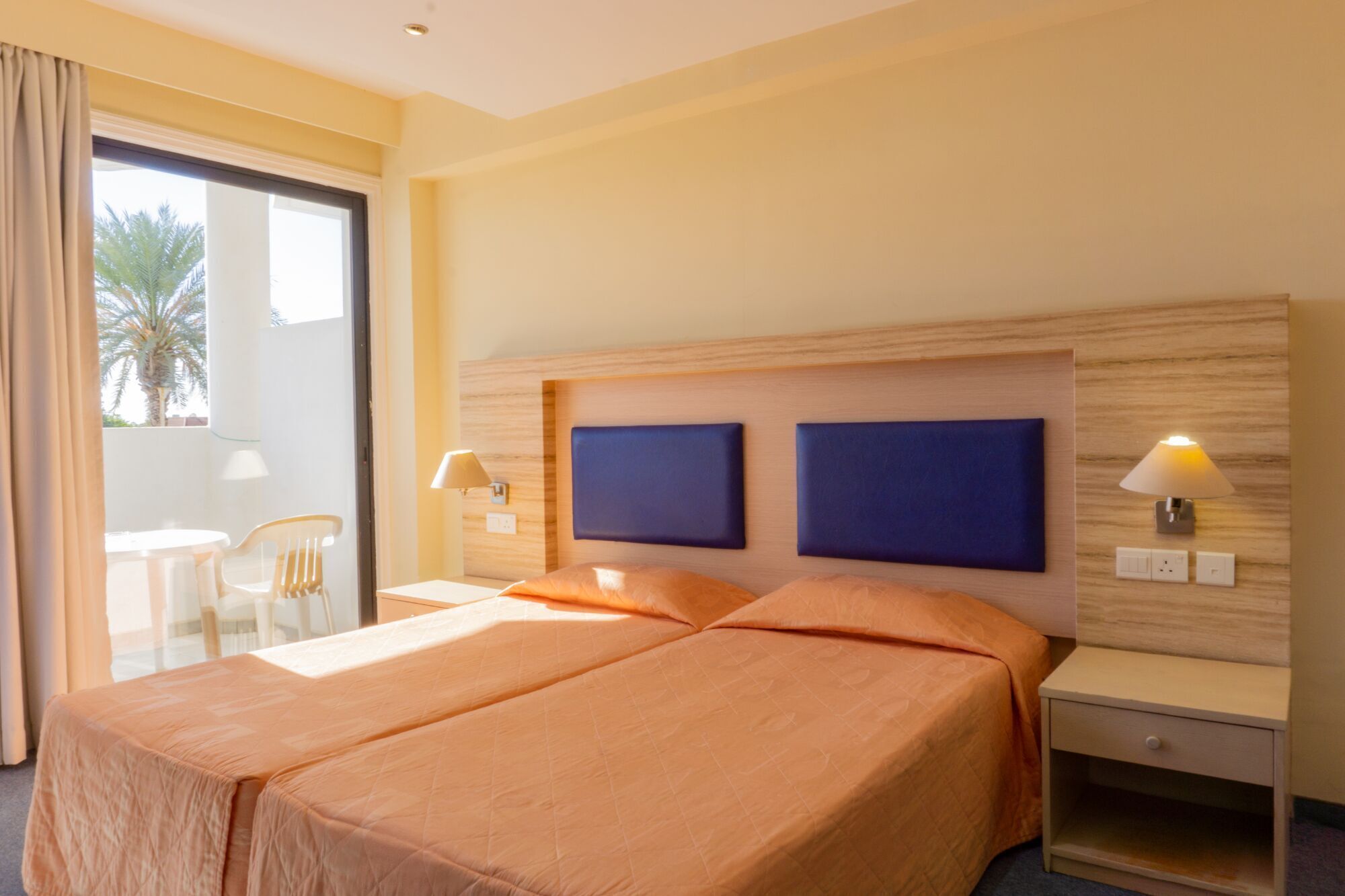 Soundproofing, free rollaway beds, free WiFi, bed sheets