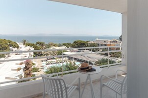 Double Room (Panoramic Sea View) | Terrace/patio