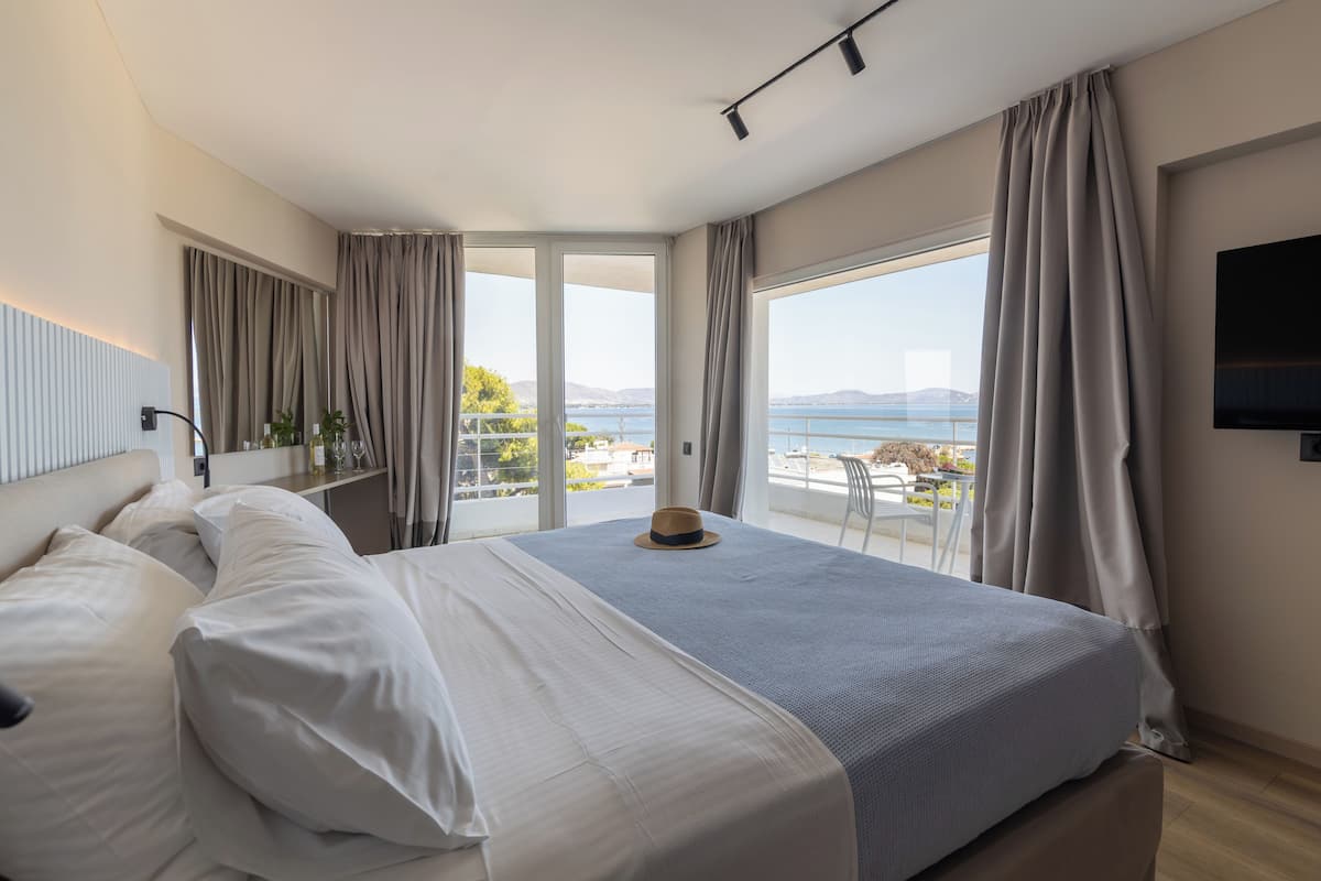 Double Room (Panoramic Sea View)