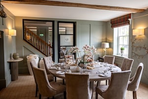 Se sirven desayunos y cenas (con vistas al jardín)