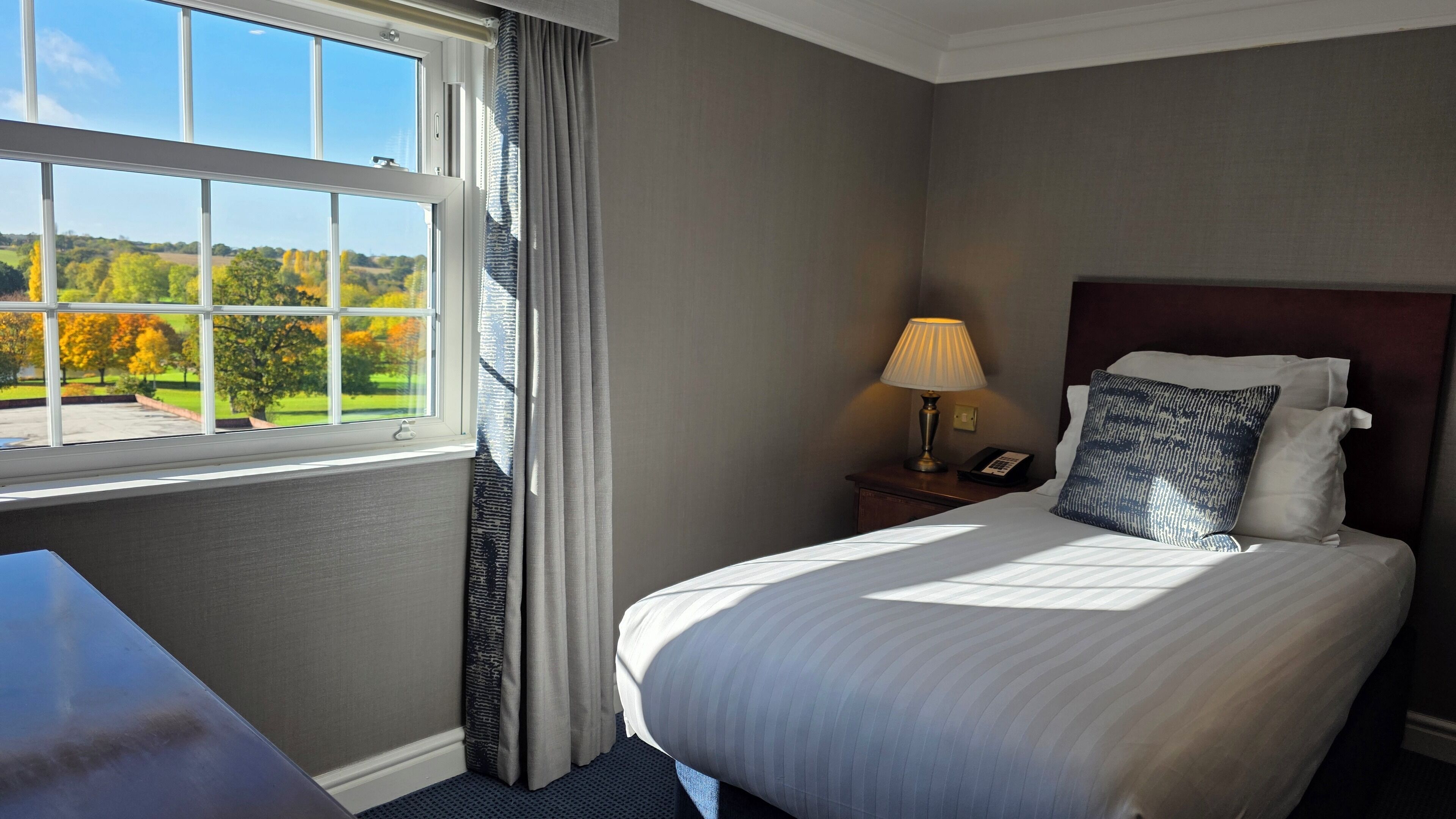 Coffres-forts dans les chambres, bureau