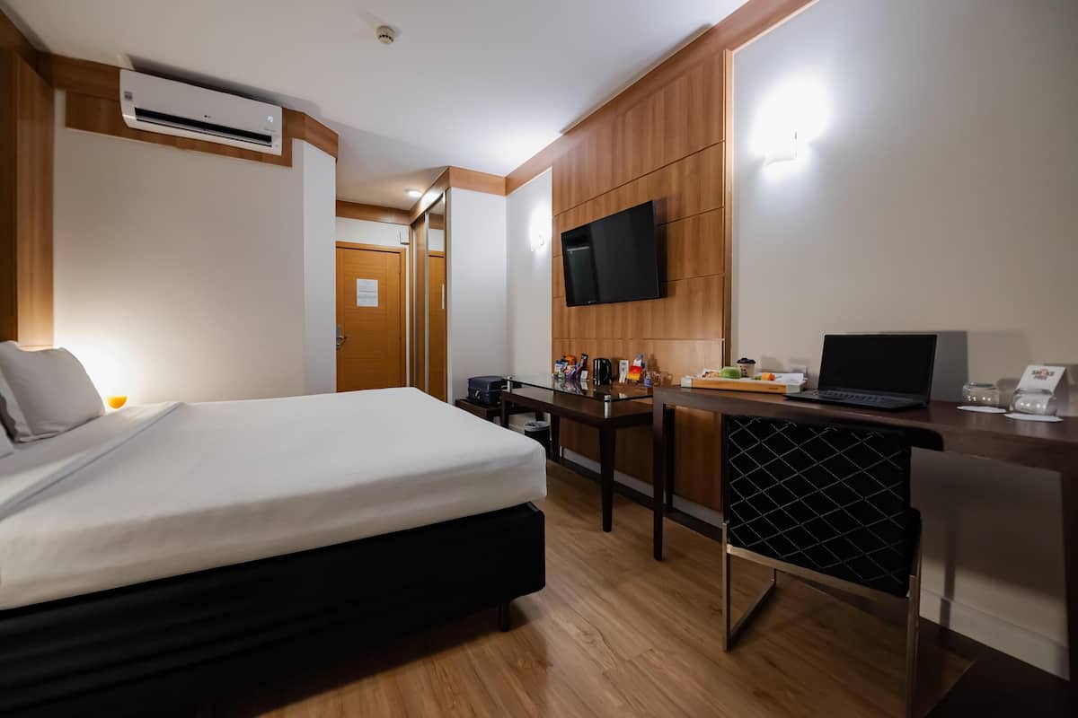 Desk, free WiFi, bed sheets