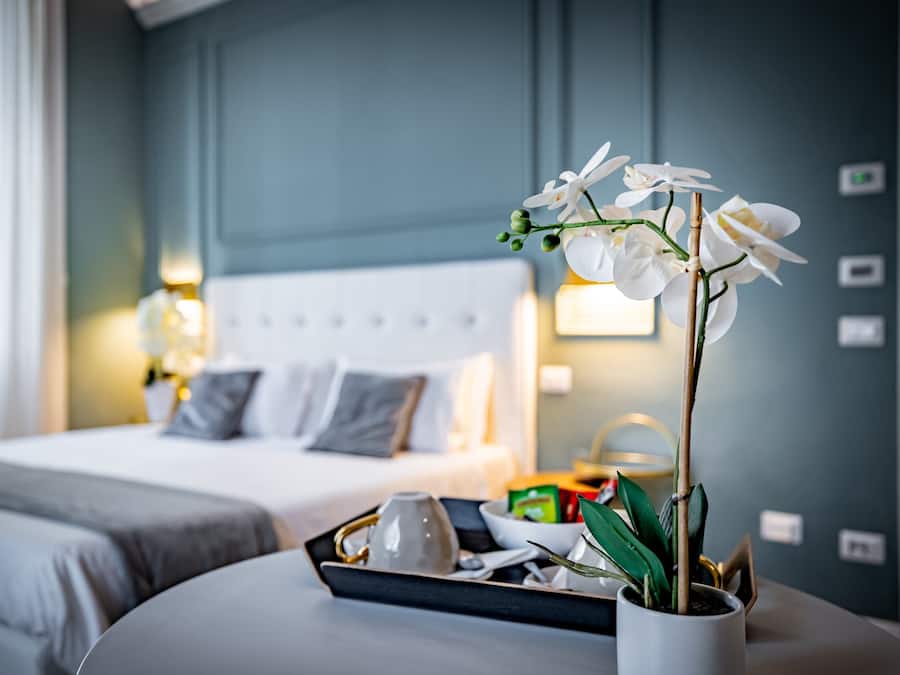 Quadruple Room | Roupas de cama antialérgicas, edredons de pluma, frigobar