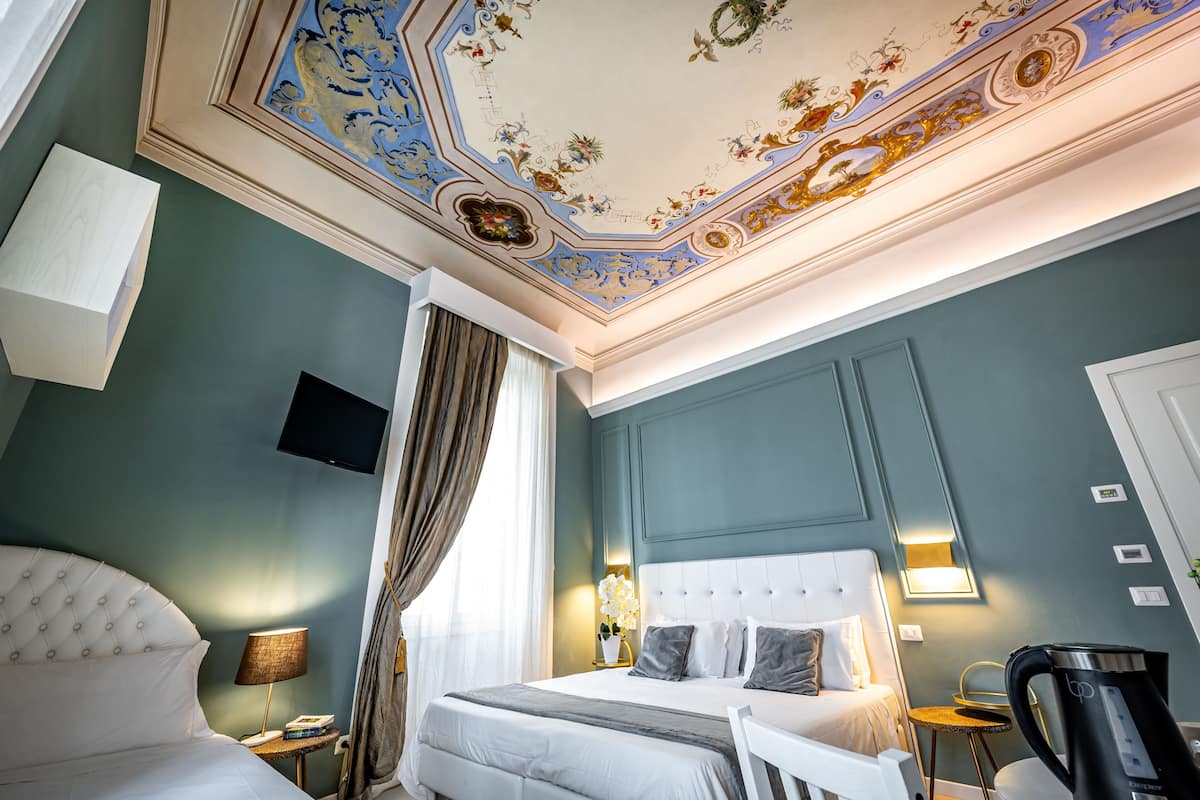Quadruple Room | 低過敏寢具、羽絨被、迷你吧、客房內保險箱