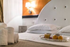 Triple room | Hypo-allergenic bedding, down comforters, minibar, in-room safe - Boutique Hotel La Casa di Morfeo (Florence)