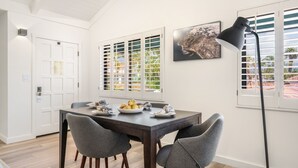 Santa Barbara Suite - 2nd Floor, Stair Access Only | 餐廳