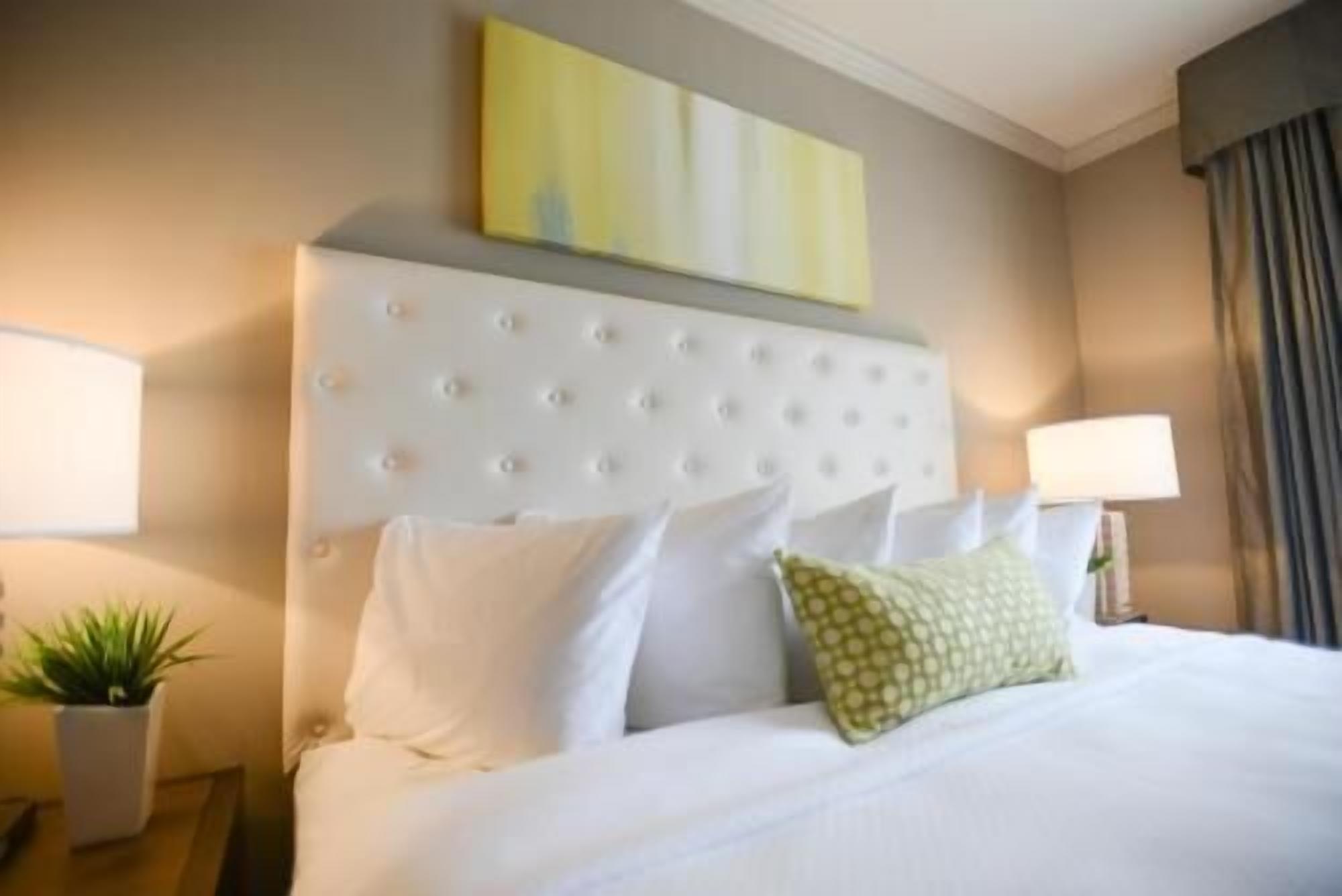 Premium bedding, pillow-top beds, in-room safe, desk