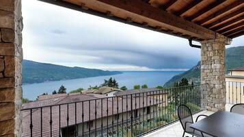 Căn hộ Superior, 2 phòng ngủ, quang cảnh hồ, cao tầng | Quang cảnh từ phòng