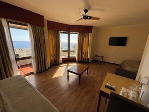 Suite | Soundproofing, free WiFi, bed sheets - Flag Hotel Madeira - Ribeira Brava  (Ribeira Brava)