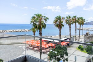 Sun deck - Flag Hotel Madeira - Ribeira Brava  (Ribeira Brava)