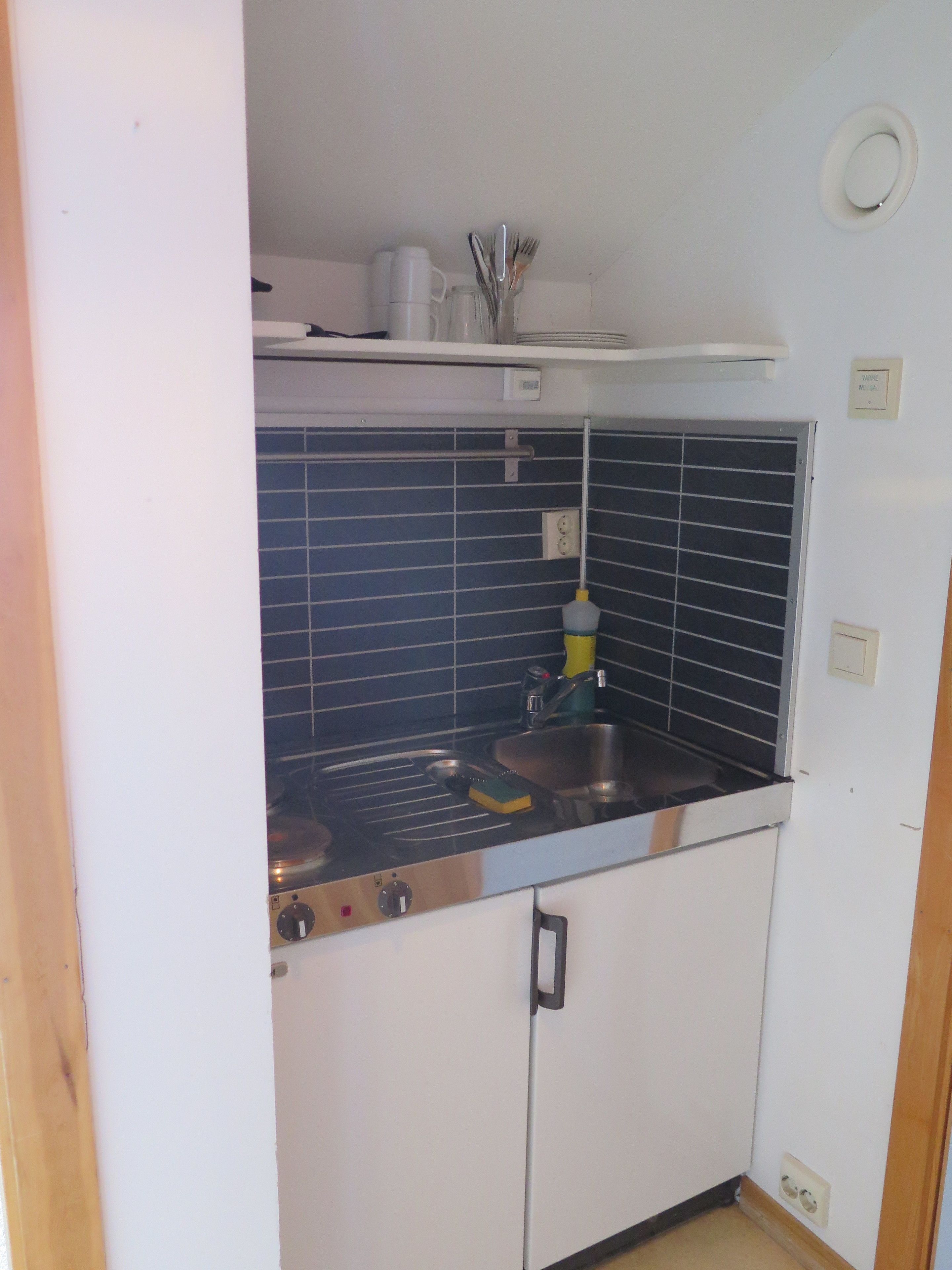 basic double room | 1 bedroom, desk, soundproofing, free wifi