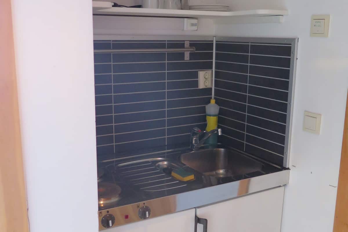 basic double room | 1 bedroom, desk, soundproofing, free wifi