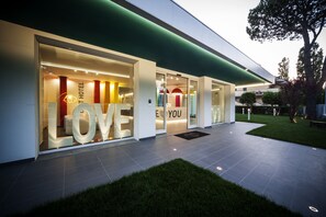 Property entrance - Love Boat (Riccione)
