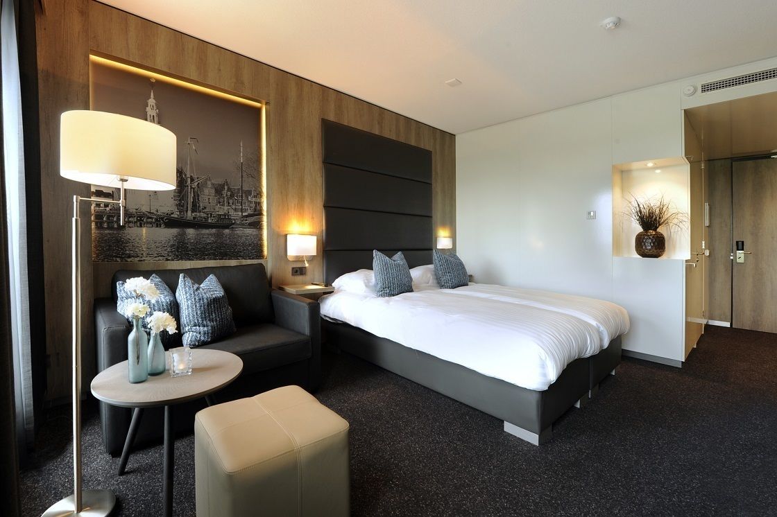 standard twin room | premium bedding, in-room safe, desk, soundproofing