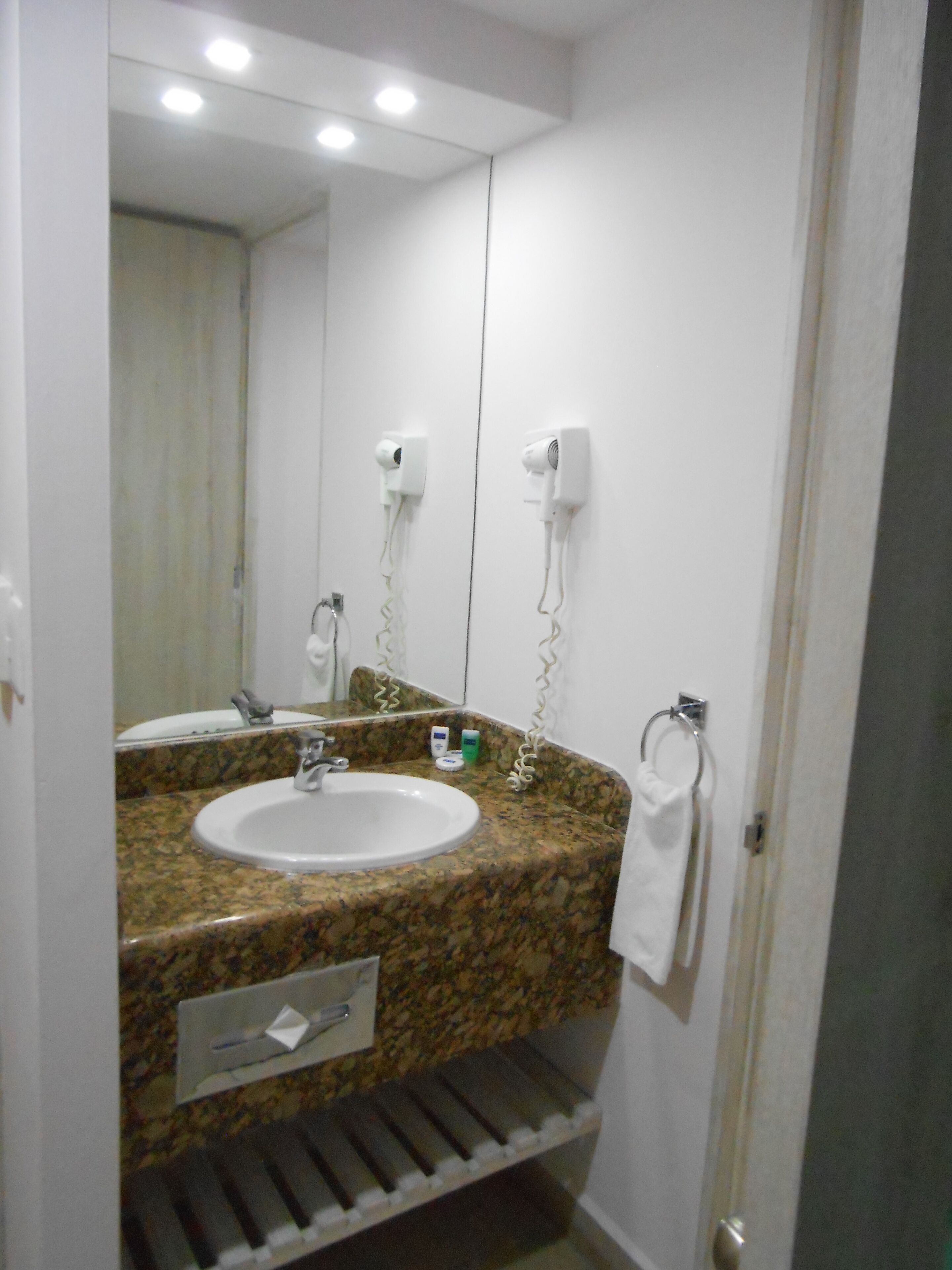 standard room | bathroom | shower, free toiletries, hair dryer, towels