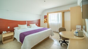 Standard Room | In-room safe, desk, laptop workspace, free WiFi