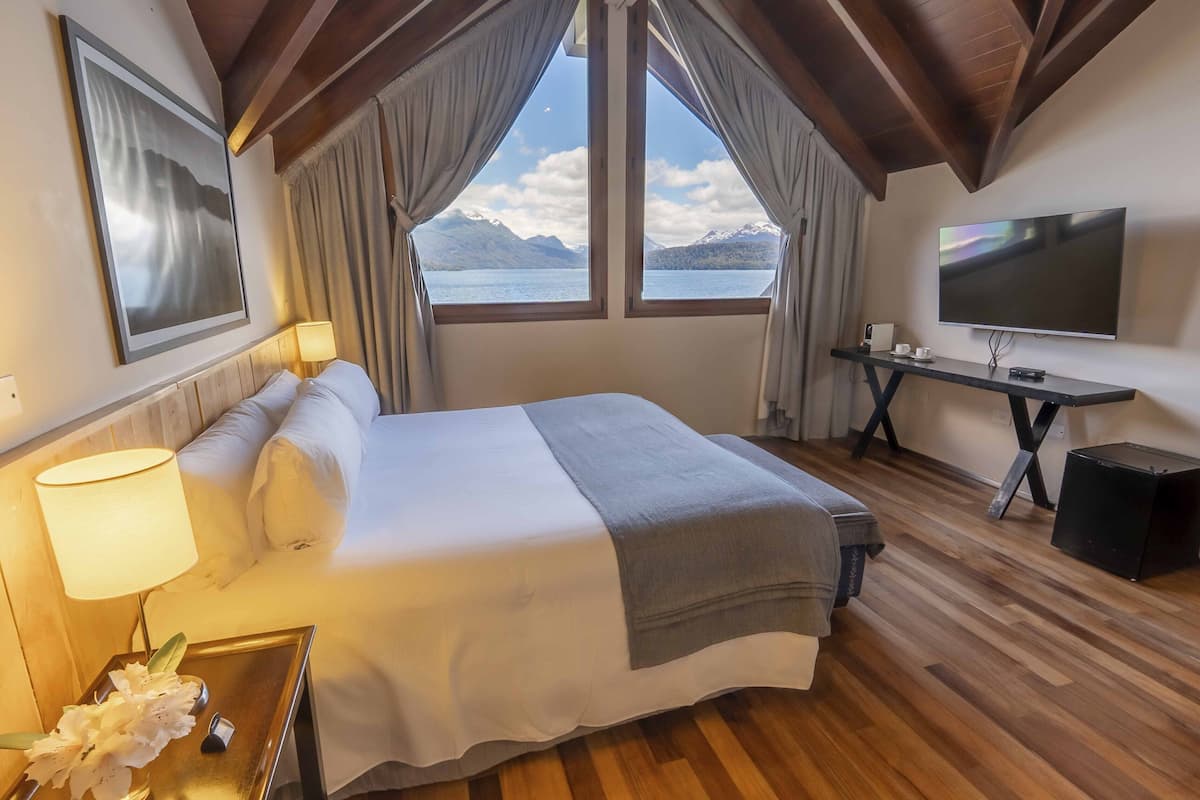 Down duvets, pillow-top beds, minibar, in-room safe