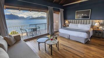 Cubrecamas, colchones con pillow-top y minibar