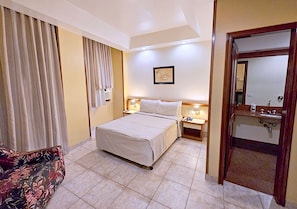 Suite, 1 Double Bed | Minibar, in-room safe, desk, bed sheets