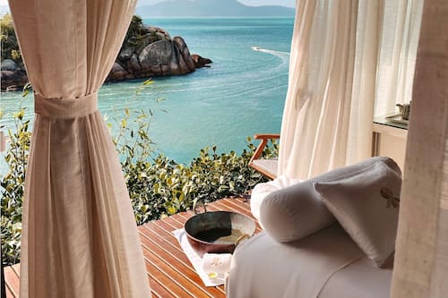 Espace de soins pour les couples, soins corporels, soins d'aromathérapie