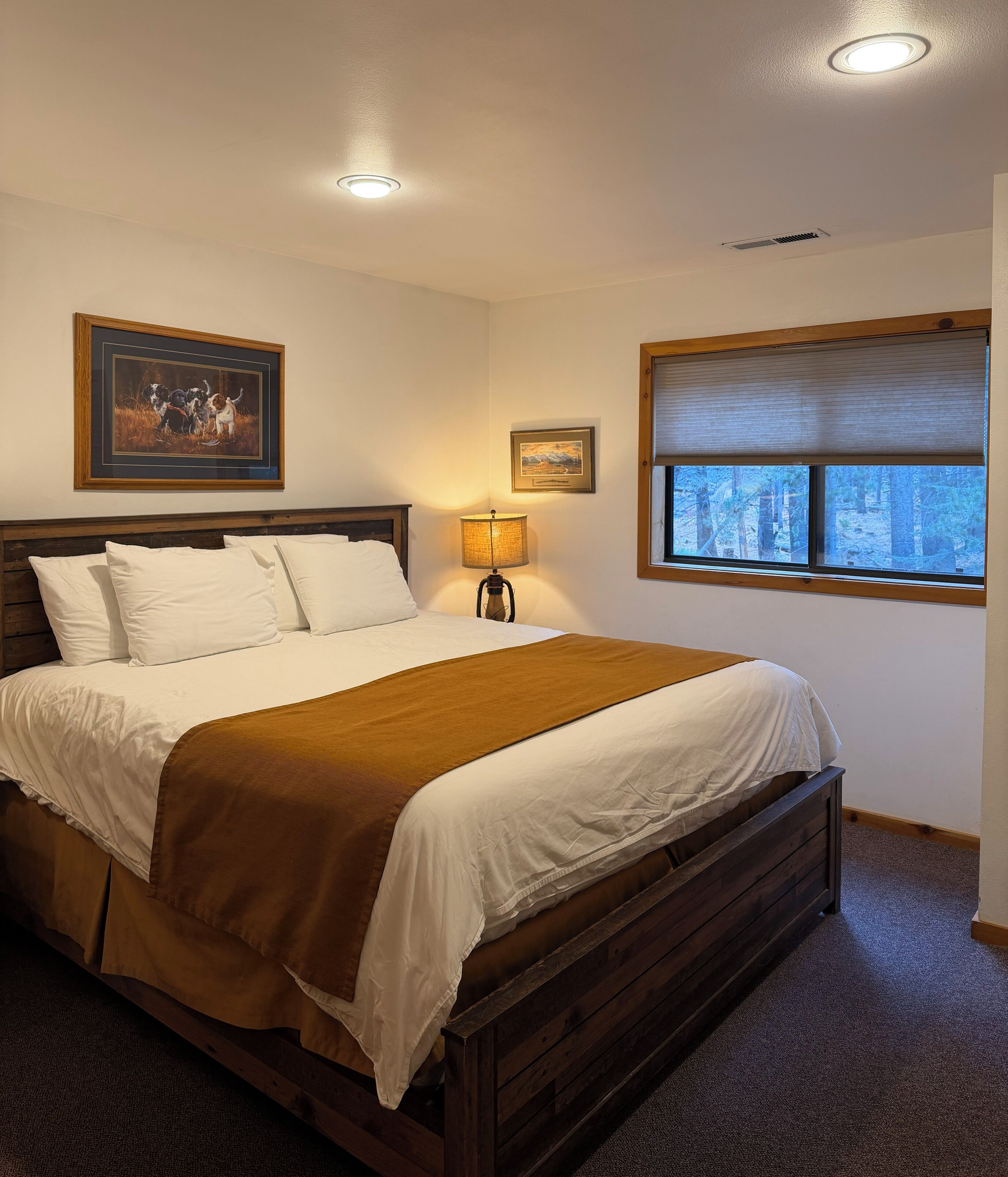 Family Cabin, 2 Bedrooms, Non Smoking, Kitchen | Iron/ironing board, bed sheets